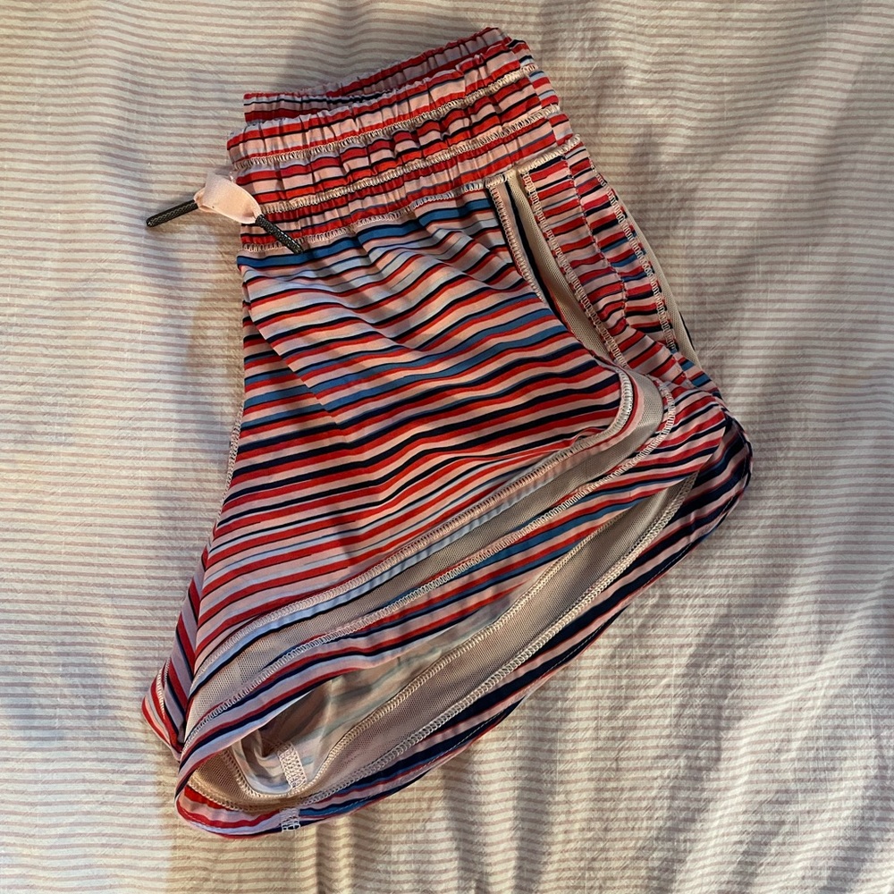 Lululemon Hotty Hot short